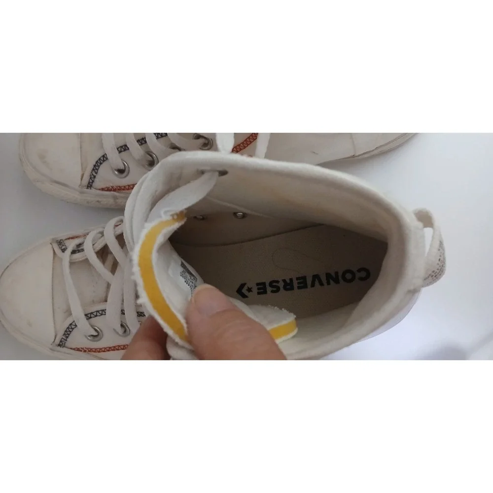 Converse Chuck Taylor All Star High Tops Logo Tag Vintage White A06104C Sneakers - Picture 14 of 16